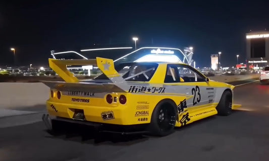 LIBERTY WALK ☆ KAIDO R32 SKYLINE
